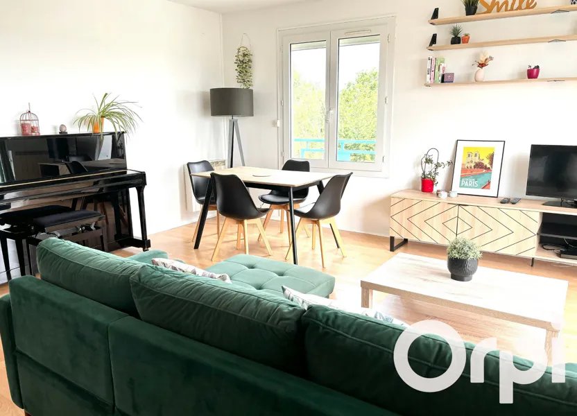 Appartement à louer, 67m², Élancourt