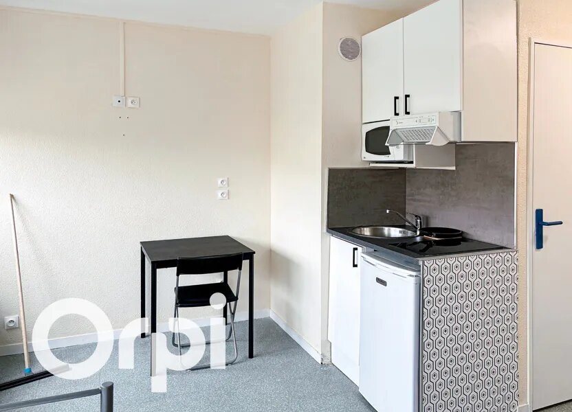 Appartement à louer, 17m², Élancourt