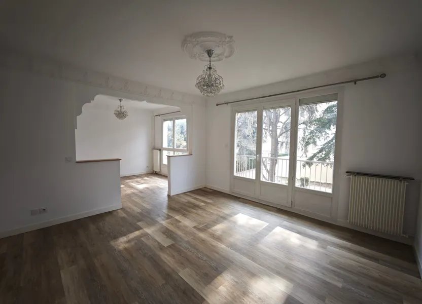 Appartement à louer, 76m², Mantes-la-Jolie