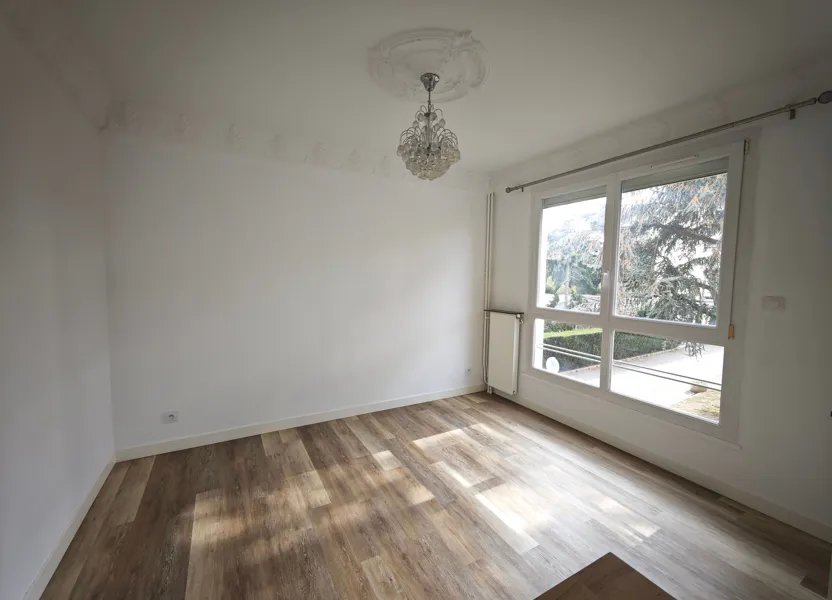 Appartement à louer, 76m², Mantes-la-Jolie