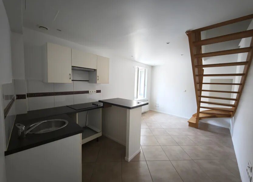 Appartement à louer, 29m², Epône