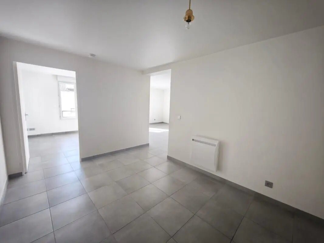 Appartement à louer, 69m², Maule