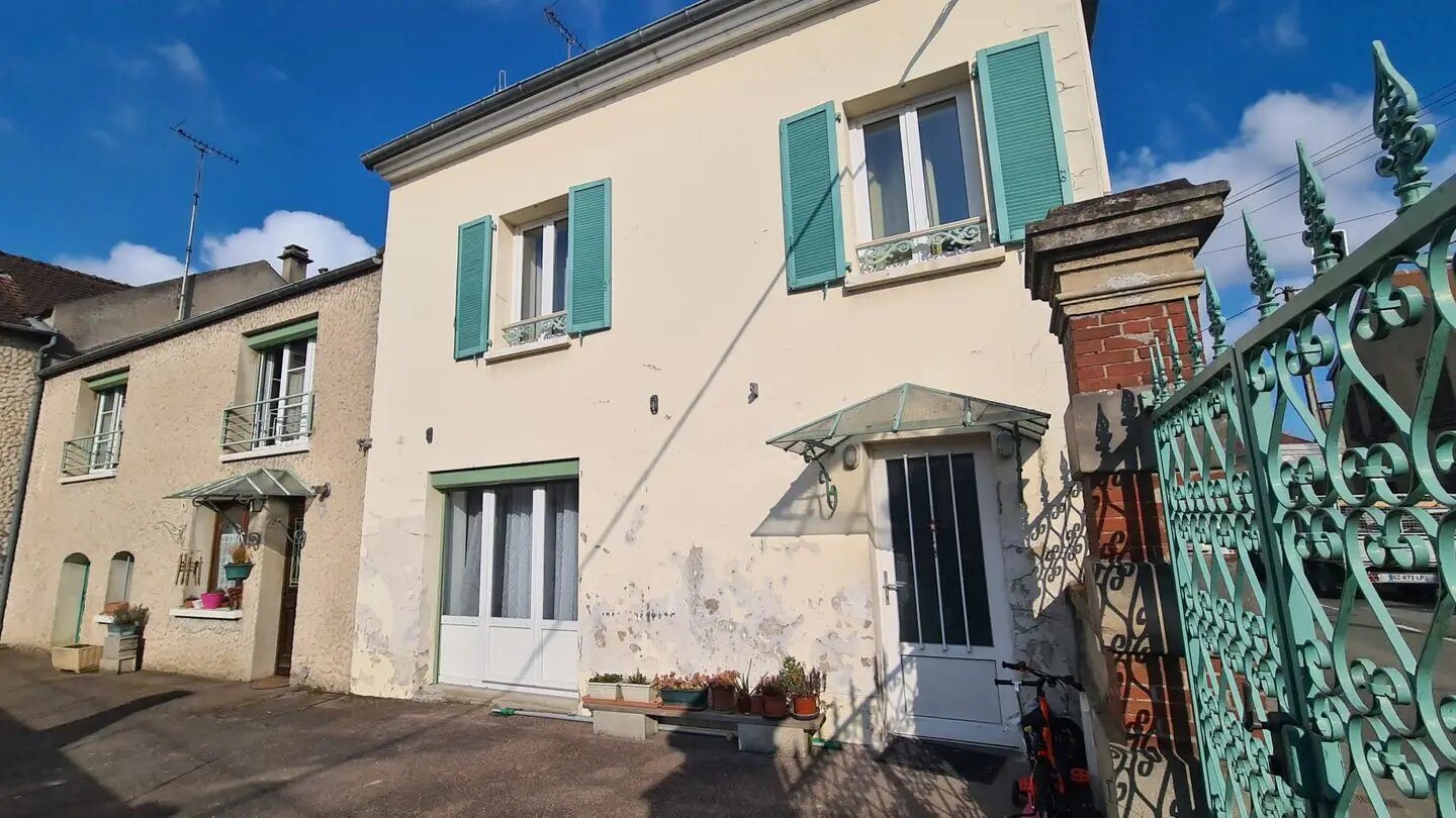 Maison à vendre, 88m², Nézel