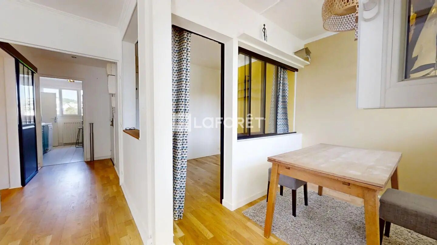 Appartement à louer, 68m², Viroflay