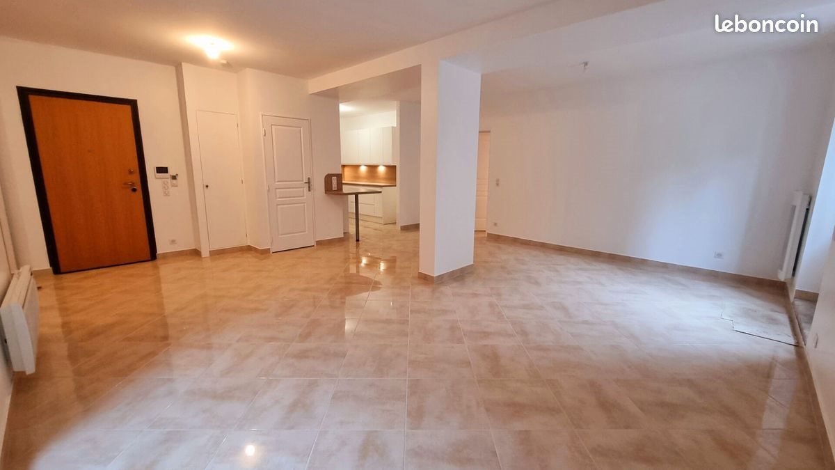 Appartement à louer, 76m², Maisons-Laffitte