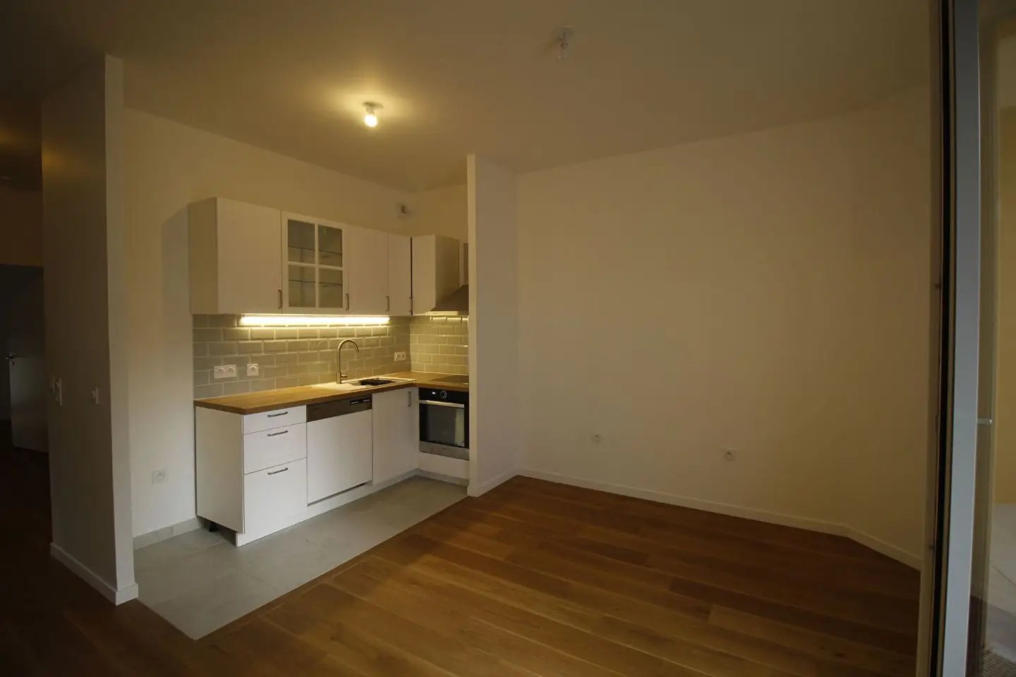 Appartement à louer, 60m², Suresnes