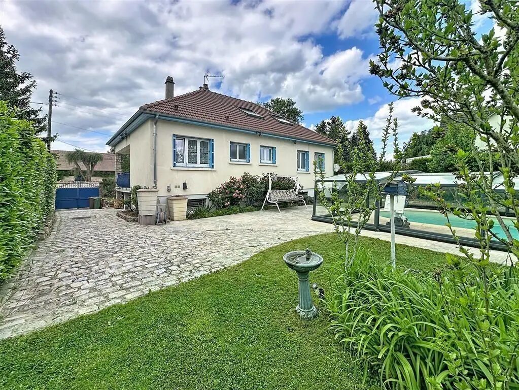 Maison à vendre, 114m², Rambouillet