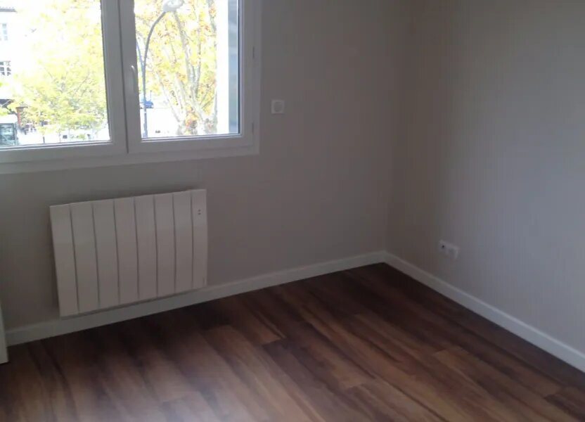 Appartement à louer, 45m², Castres