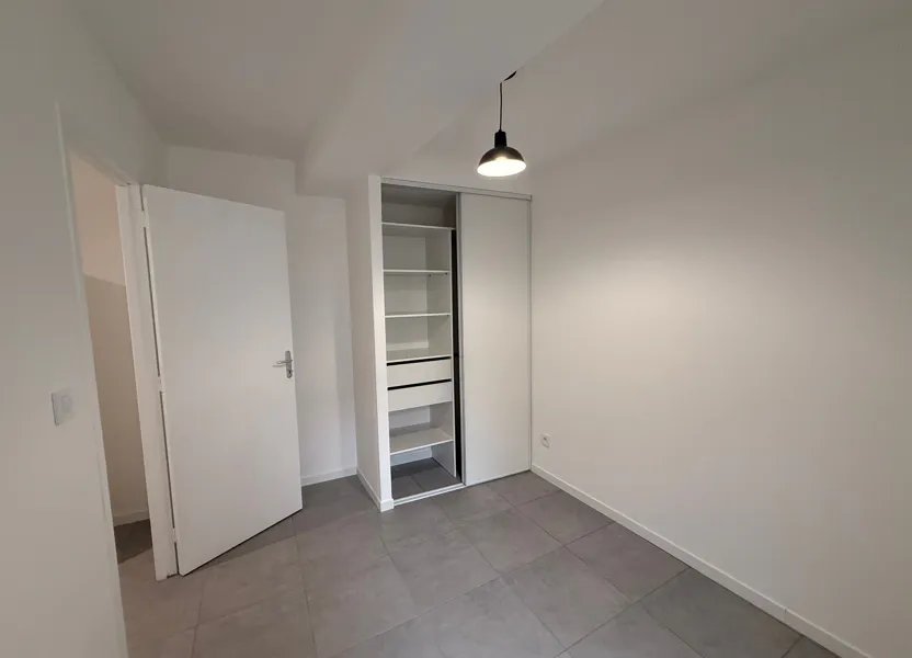 Appartement à louer, 32m², Castres