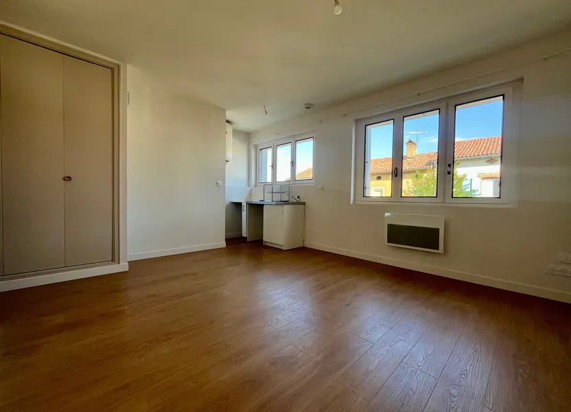 Appartement à louer, 37m², Caussade