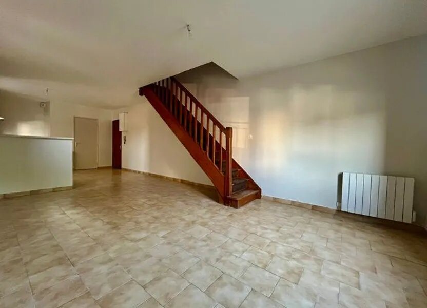 Appartement à louer, 66m², Caussade