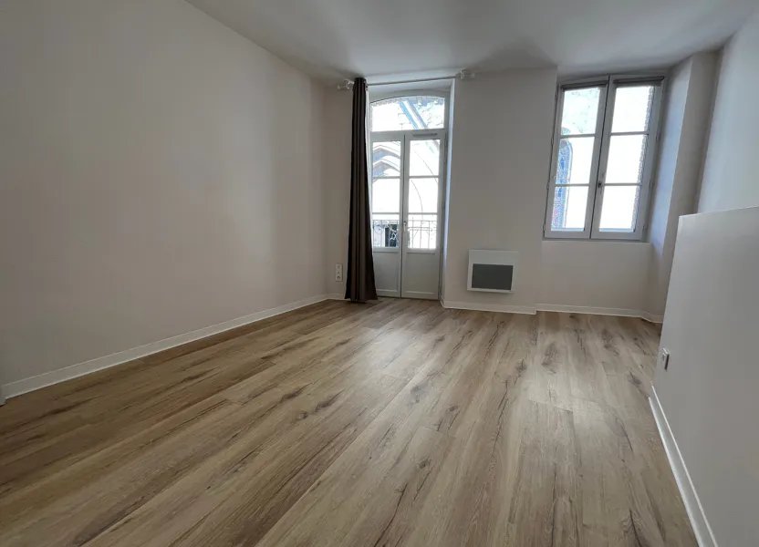 Appartement à louer, 67m², Caussade