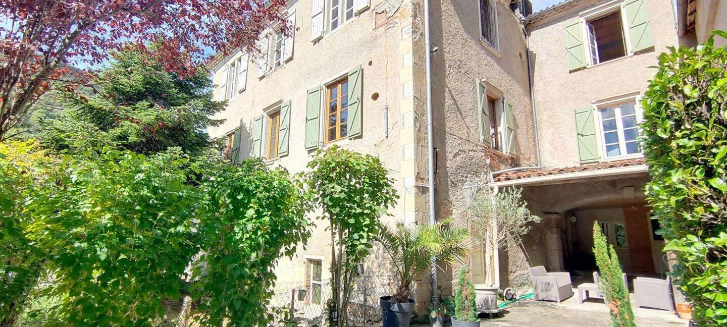Maison à vendre, 300m², Saint-Antonin-Noble-Val
