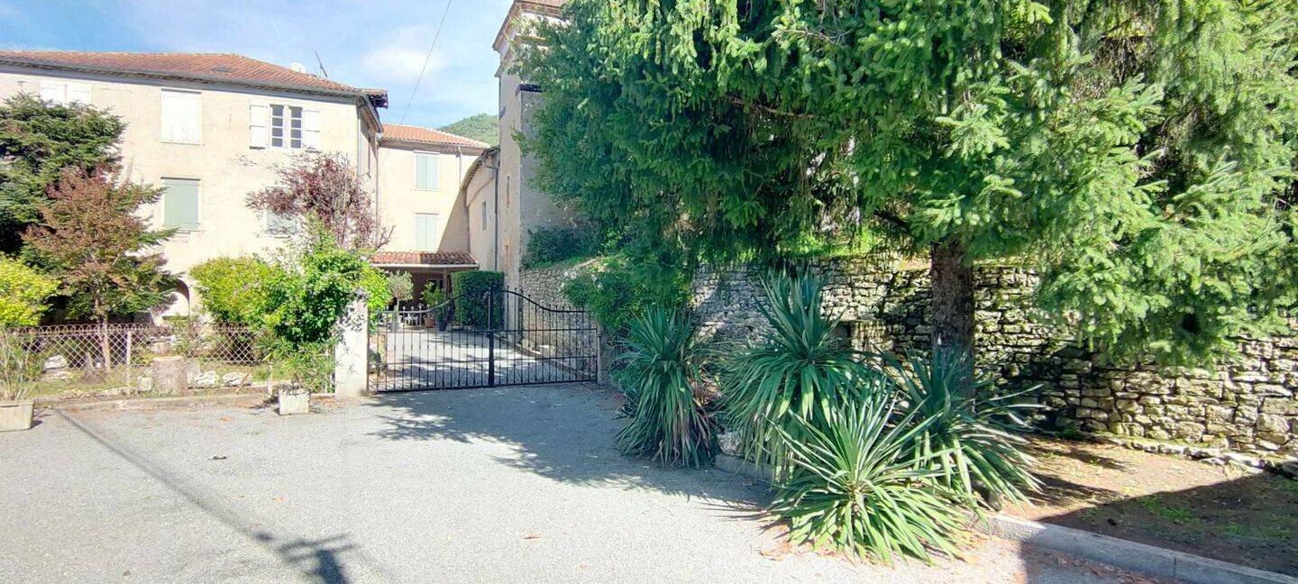 Maison à vendre, 300m², Saint-Antonin-Noble-Val