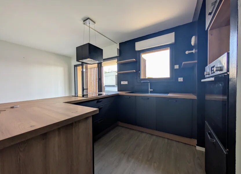 Appartement à louer, 62m², Montbartier