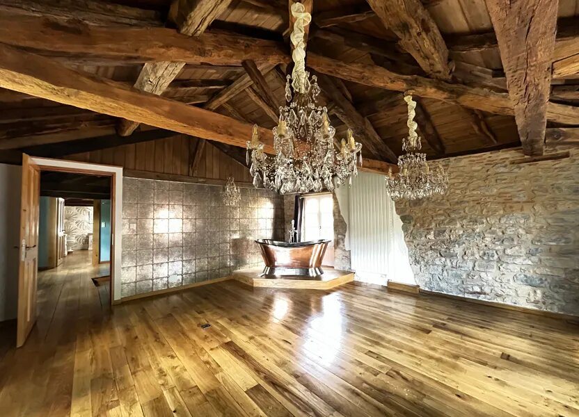 Maison à louer, 204m², Saint-Antonin-Noble-Val