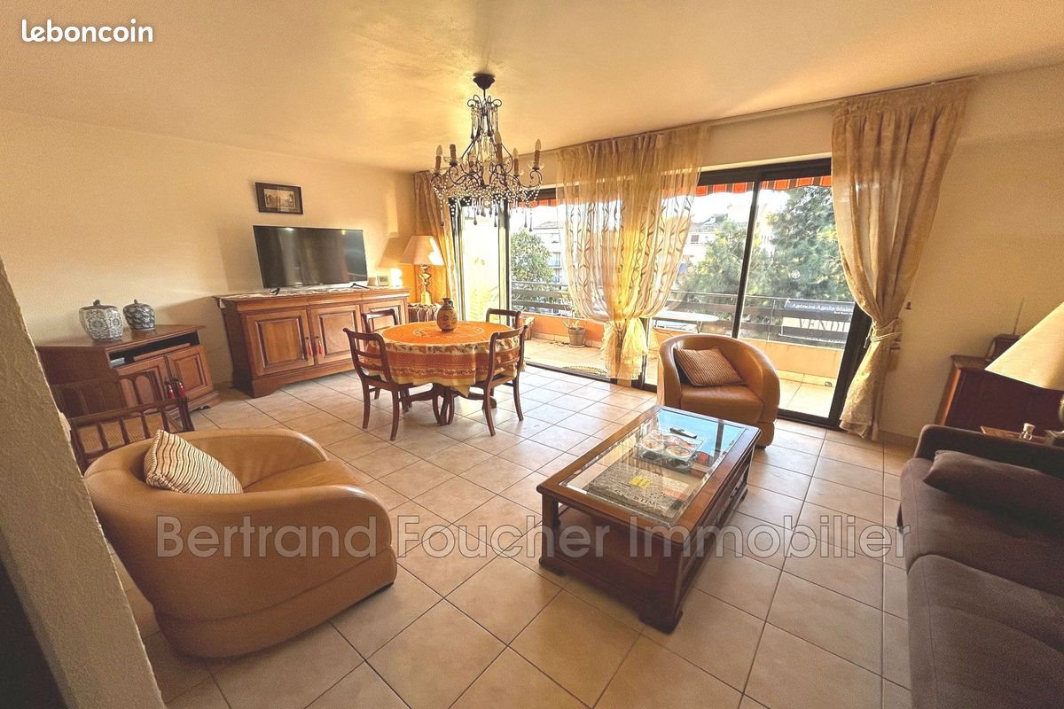 Appartement à vendre, 76m², Cavalaire-sur-Mer