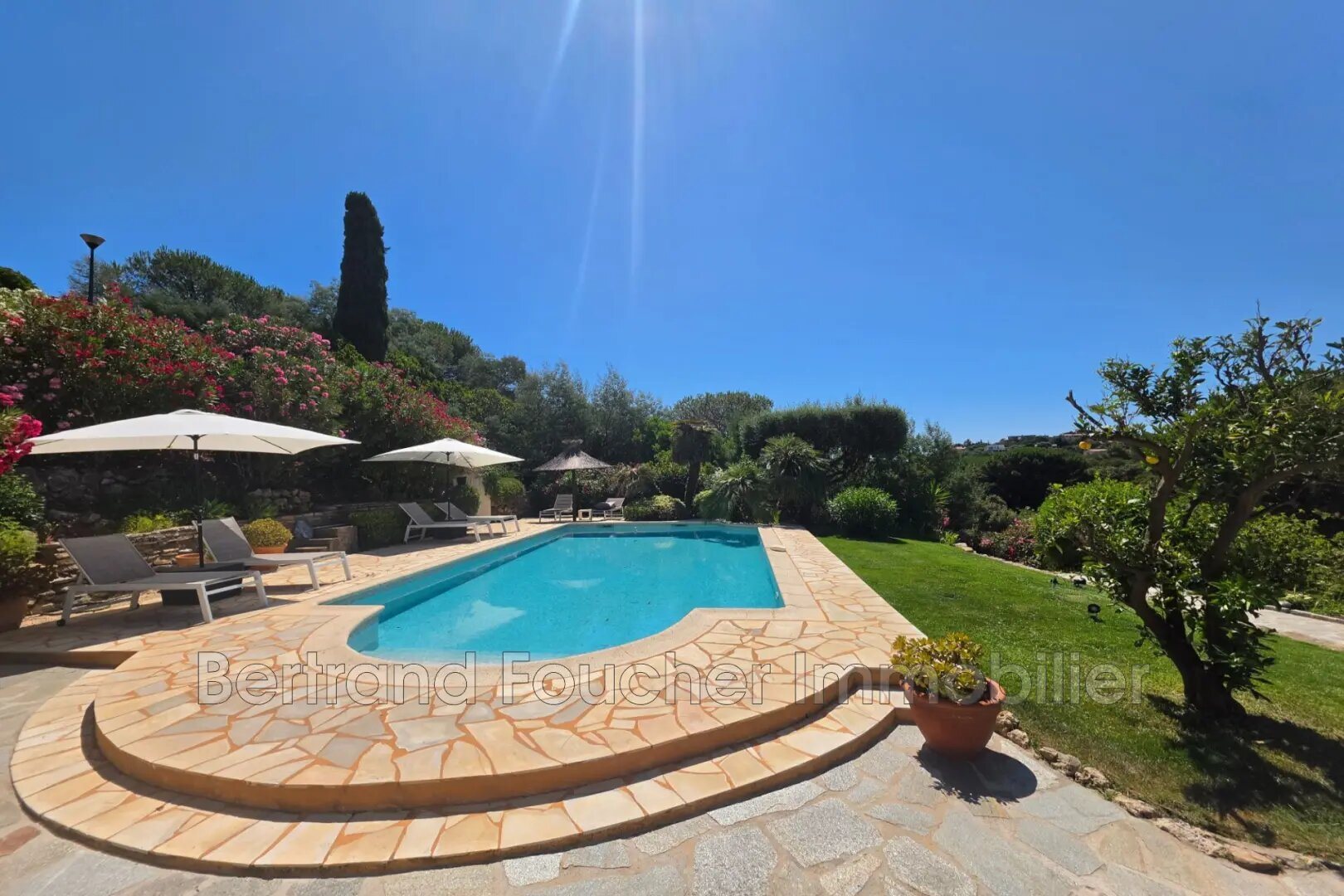 Maison à vendre, 222m², Cavalaire-sur-Mer
