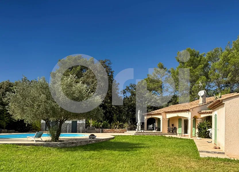 Maison à vendre, 140m², Solliès-Pont