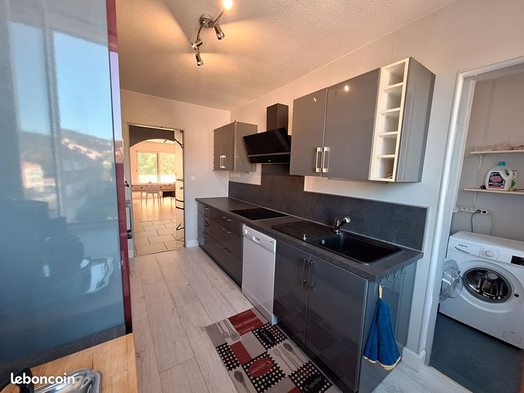 Appartement à vendre, 79m², Hyères