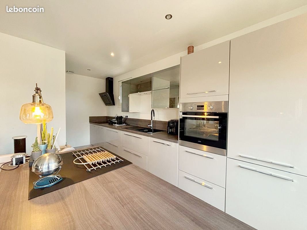 Appartement à vendre, 143m², Hyères