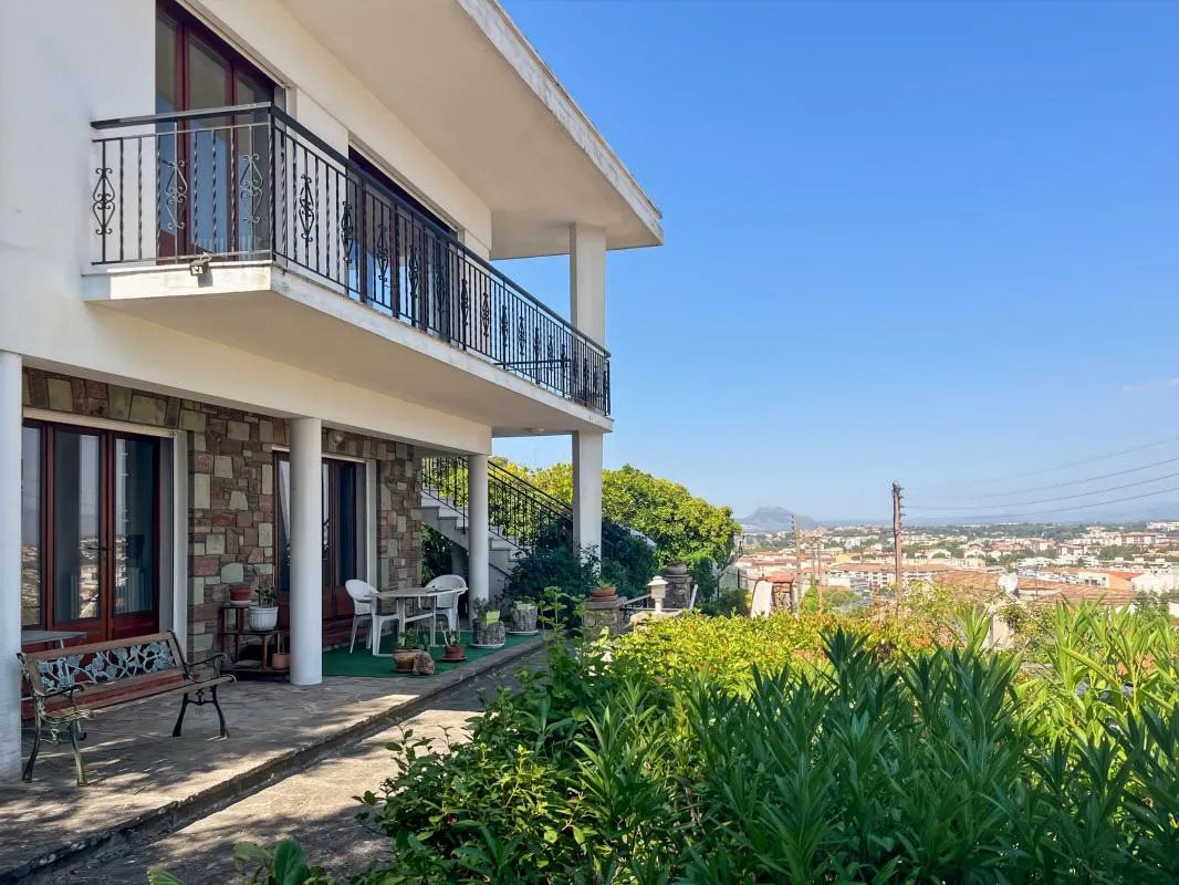 Maison à vendre, 170m², Saint-Raphaël