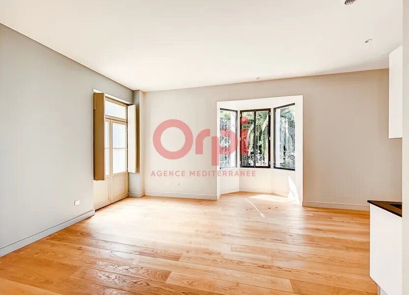 Appartement à louer, 35m², Saint-Raphaël