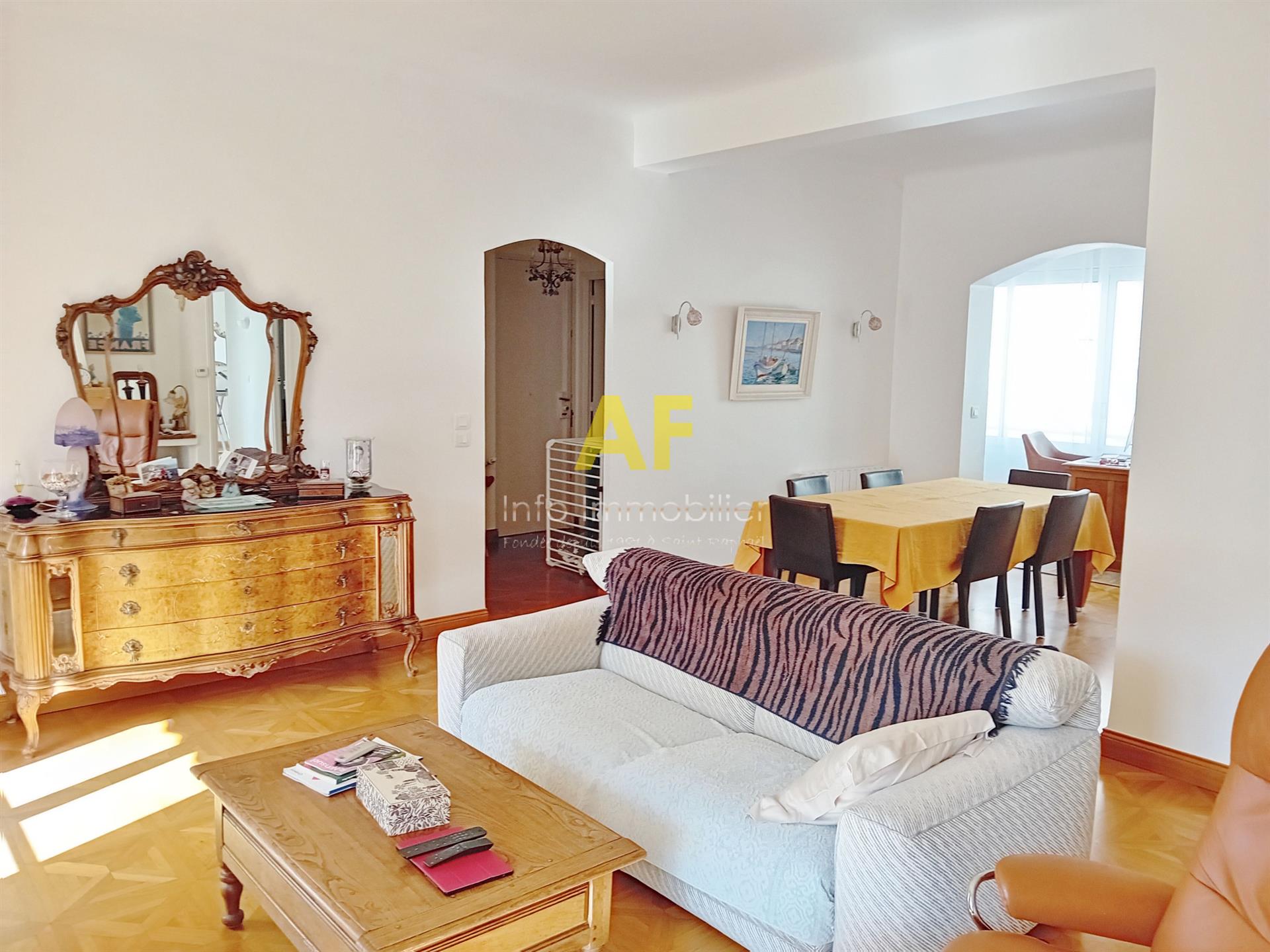Appartement à vendre, 111m², Saint-Raphaël