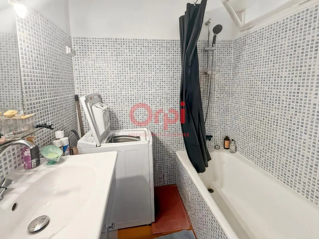 Appartement à louer, 26m², Saint-Raphaël