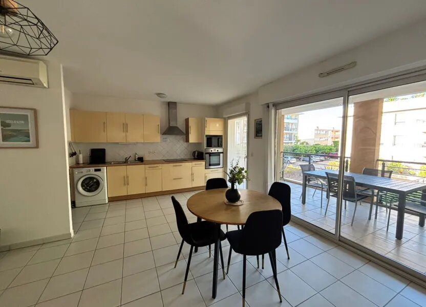 Appartement à louer, 70m², Fréjus