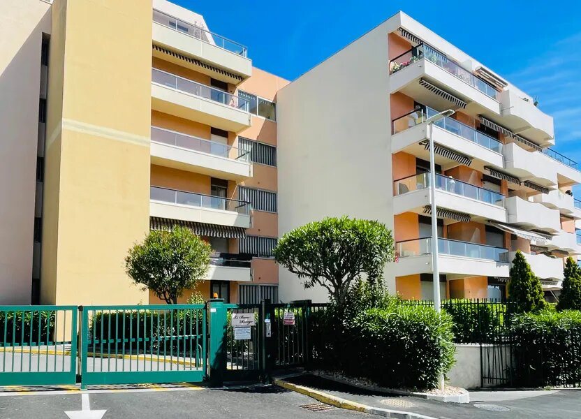 Appartement à vendre, 49m², Saint-Raphaël