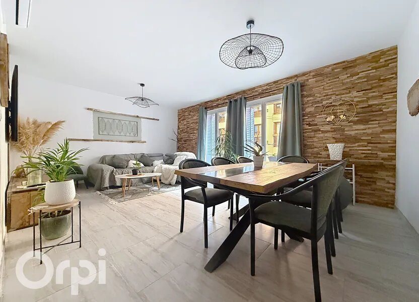Appartement à vendre, 78m², Fréjus