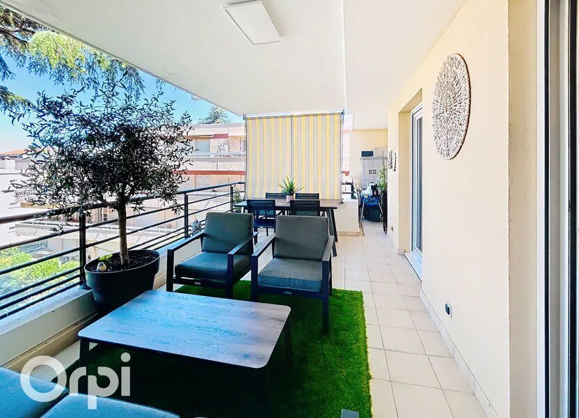 Appartement à vendre, 74m², Saint-Raphaël