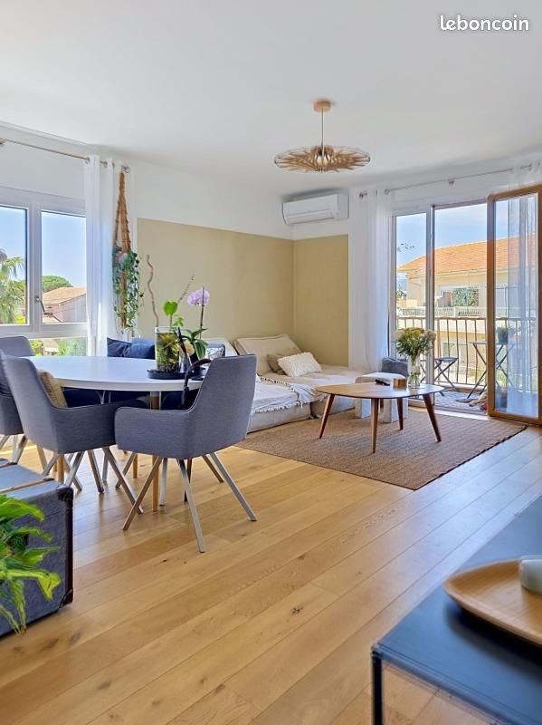 Appartement à vendre, 65m², Fréjus