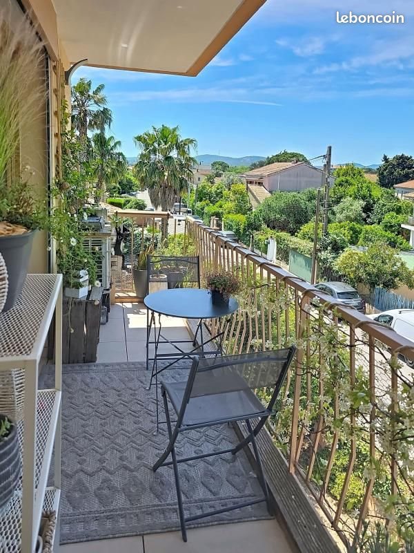 Appartement à vendre, 65m², Fréjus