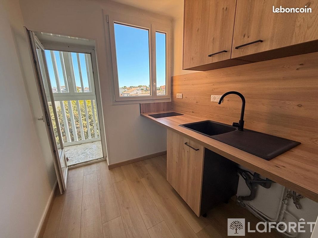 Appartement à louer, 49m², Saint-Raphaël