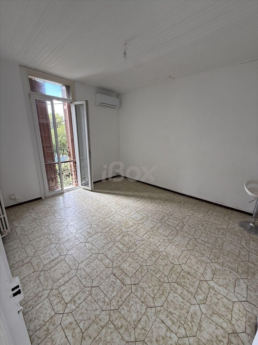 Appartement à louer, 2m², Toulon