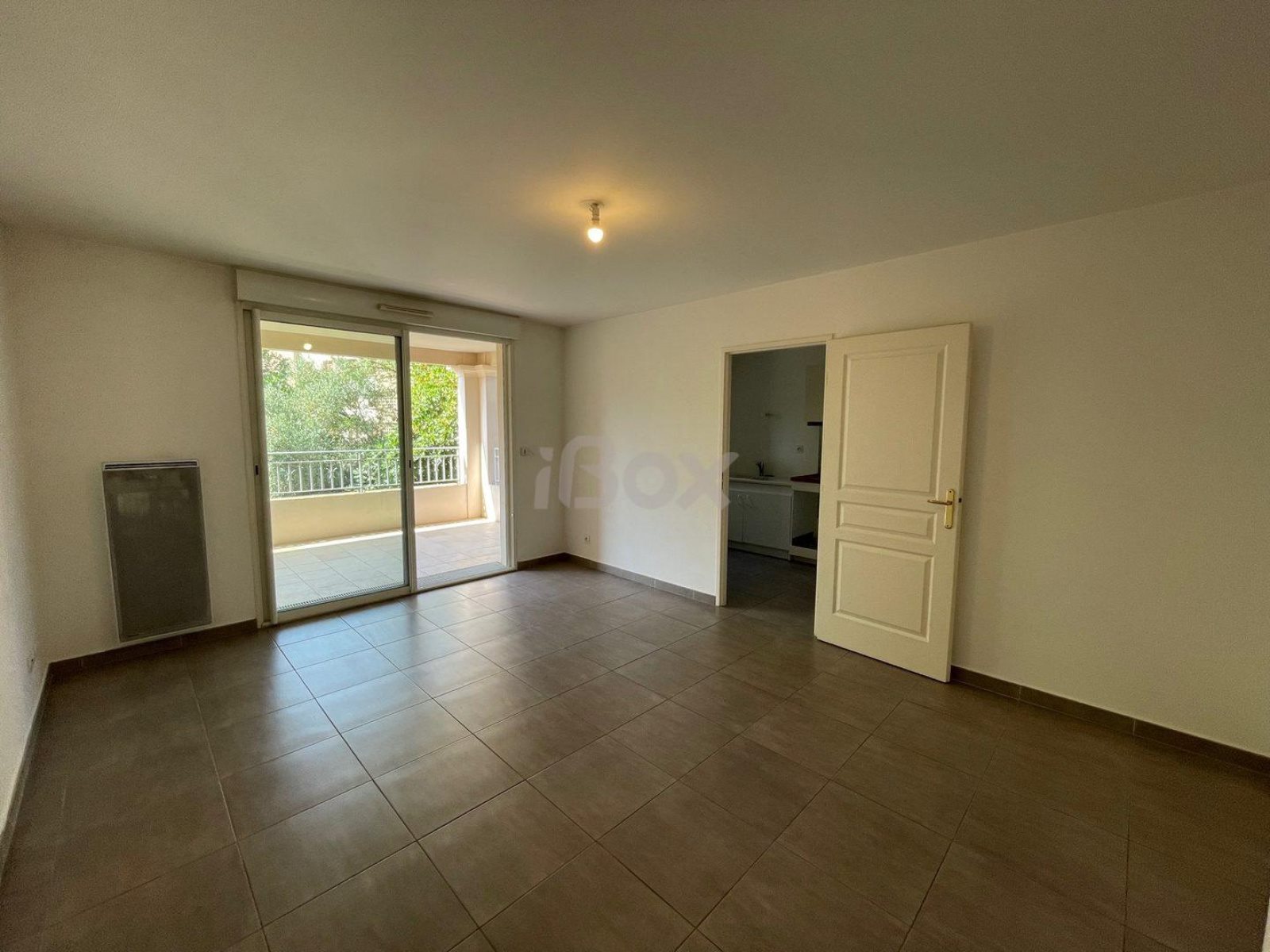 Appartement à louer, 2m², Toulon