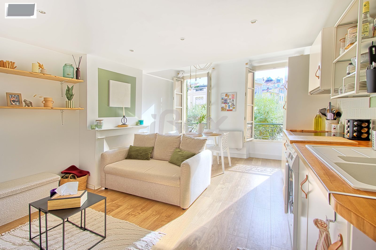Appartement à vendre, 1m², Toulon