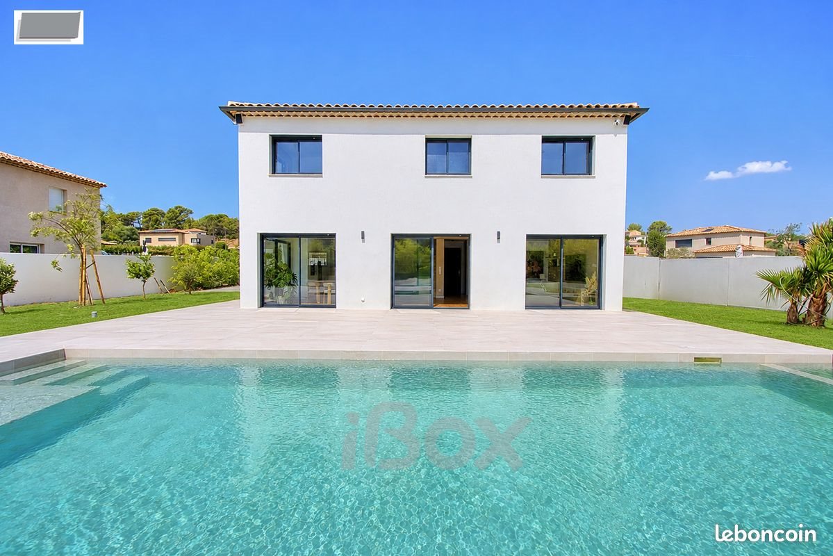 Maison à vendre, 154m², La Crau