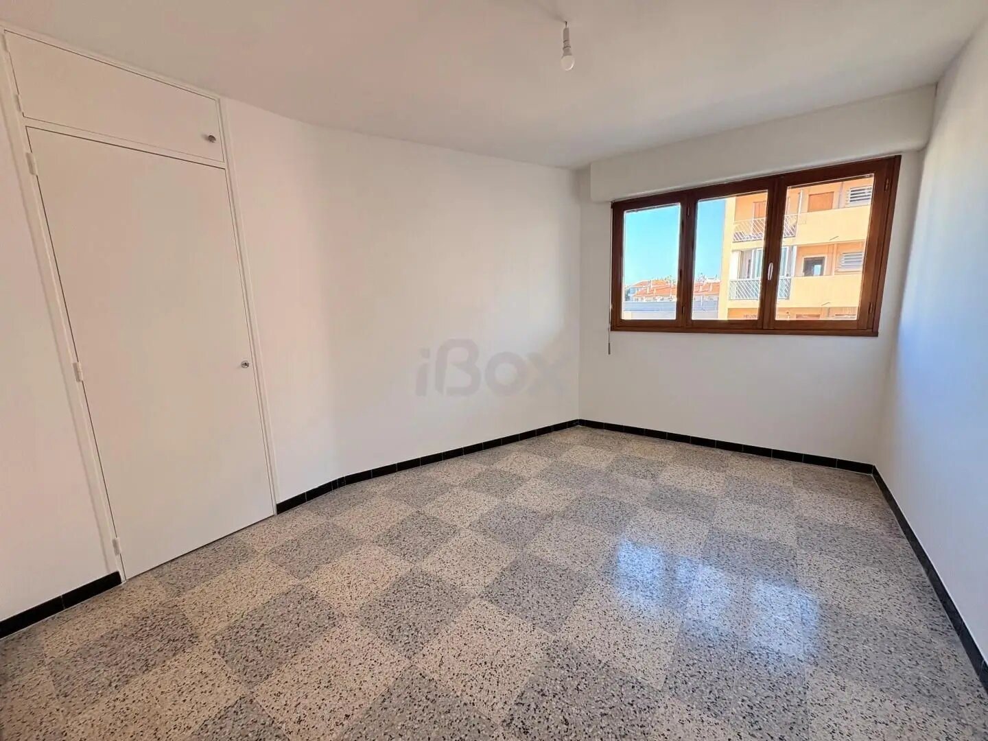 Appartement à louer, 56m², Toulon