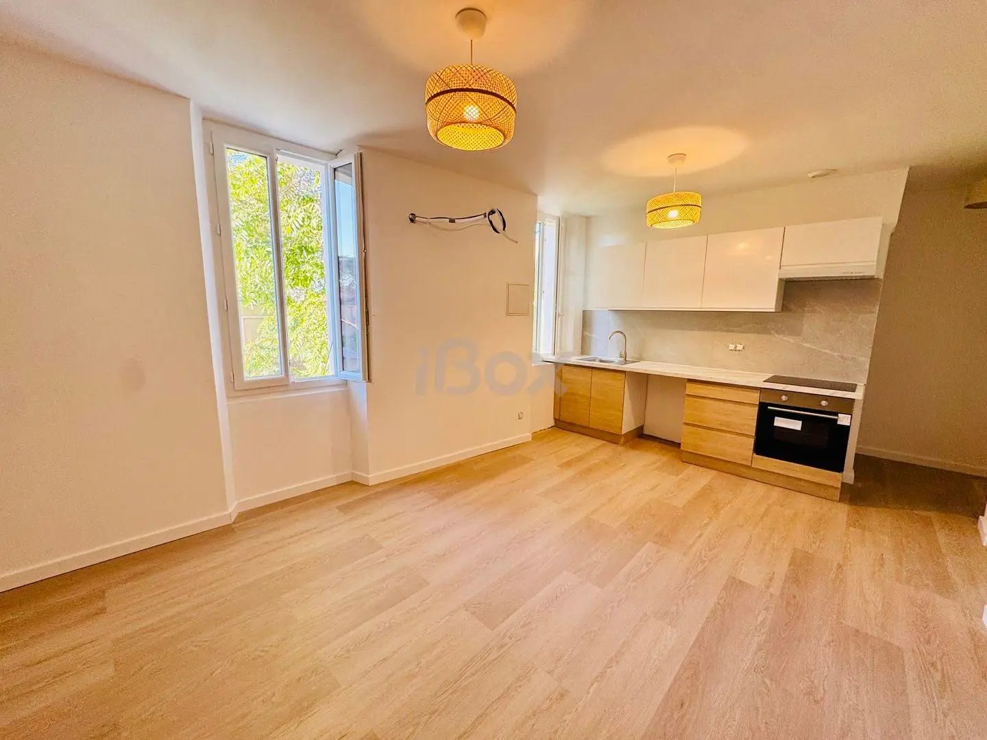 Appartement à louer, 32m², Toulon