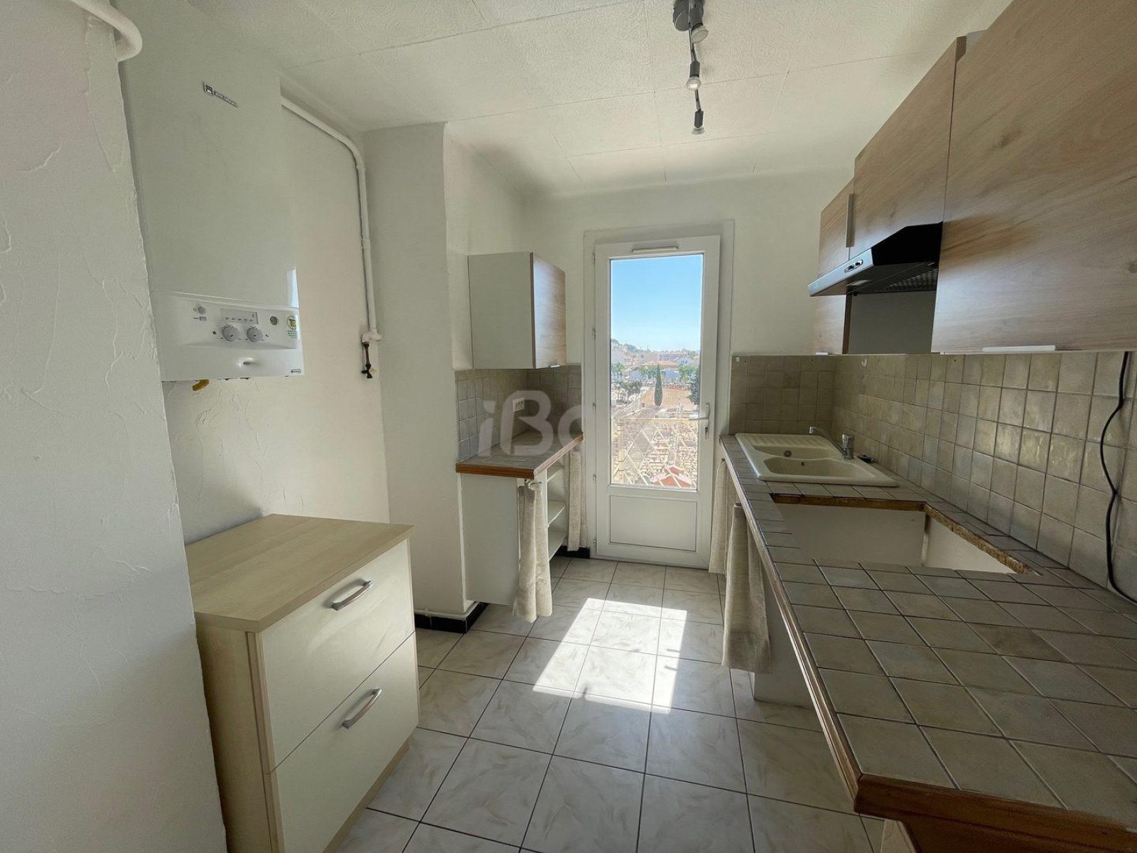 Appartement à louer, 2m², Toulon