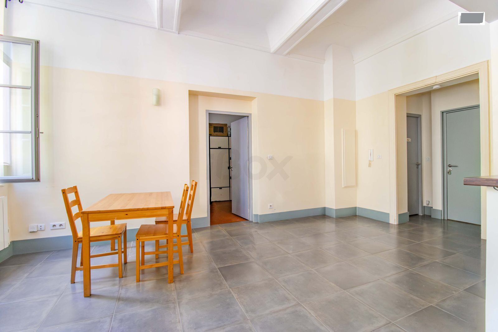 Appartement à vendre, 1m², Toulon