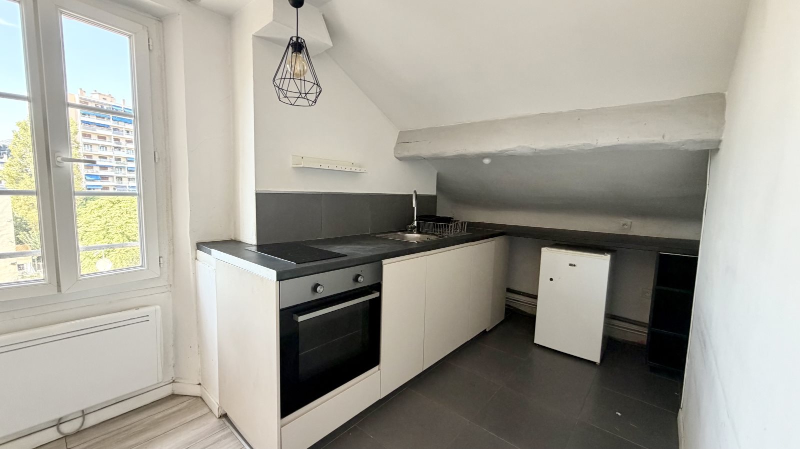 Appartement à vendre, 1m², Toulon