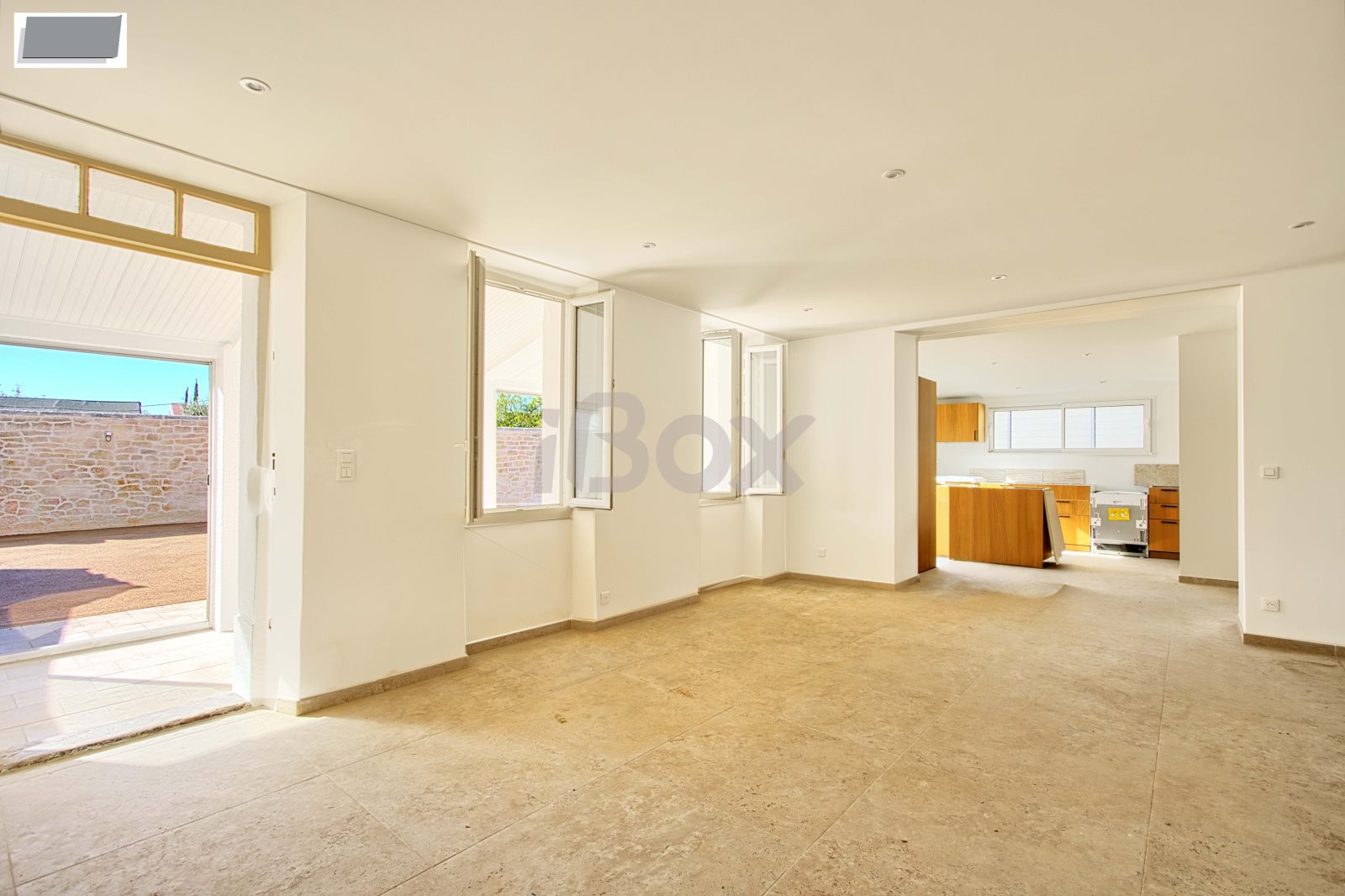 Maison à vendre, 3m², La Garde