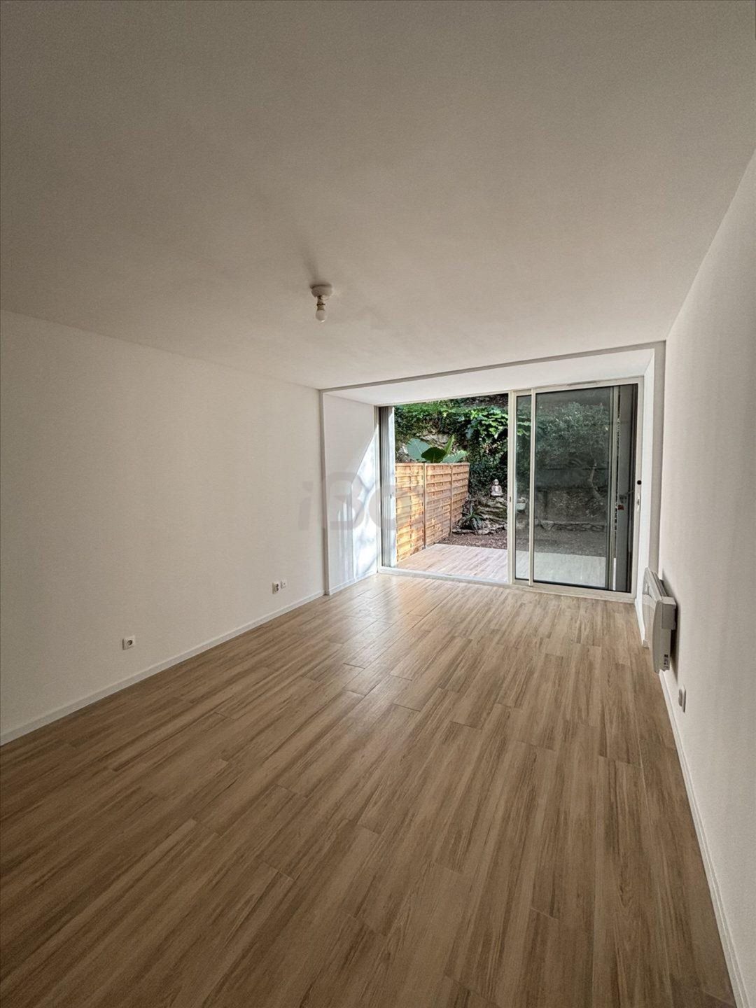 Appartement à louer, 1m², Toulon