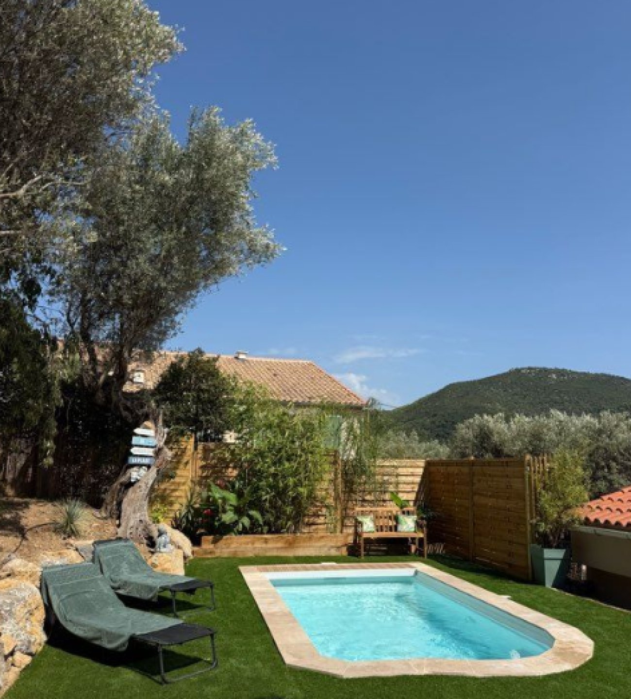 Maison à vendre, 3m², Le Revest-les-Eaux