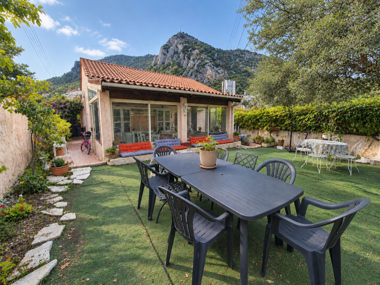 Maison à vendre, 3m², Toulon