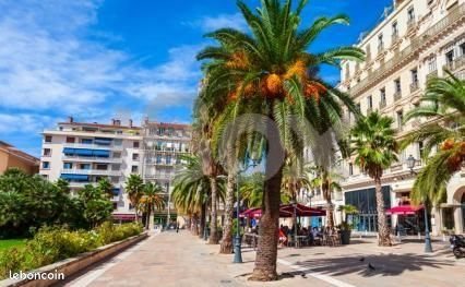 Appartement à louer, 51m², Toulon